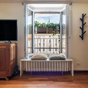 Easyhomes Duomo View Appartement