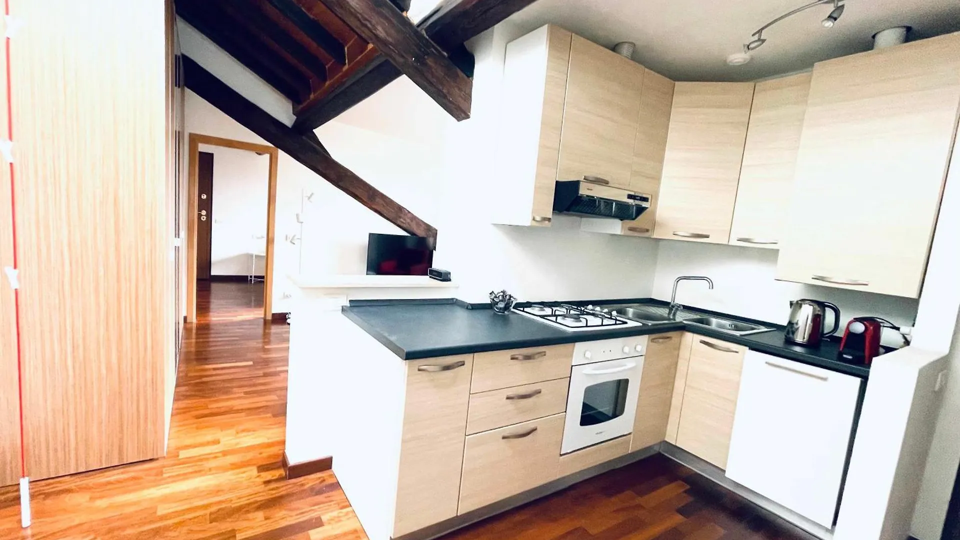 Lovely 2 Room Penthouse At Arco Della Pace Milan Italy